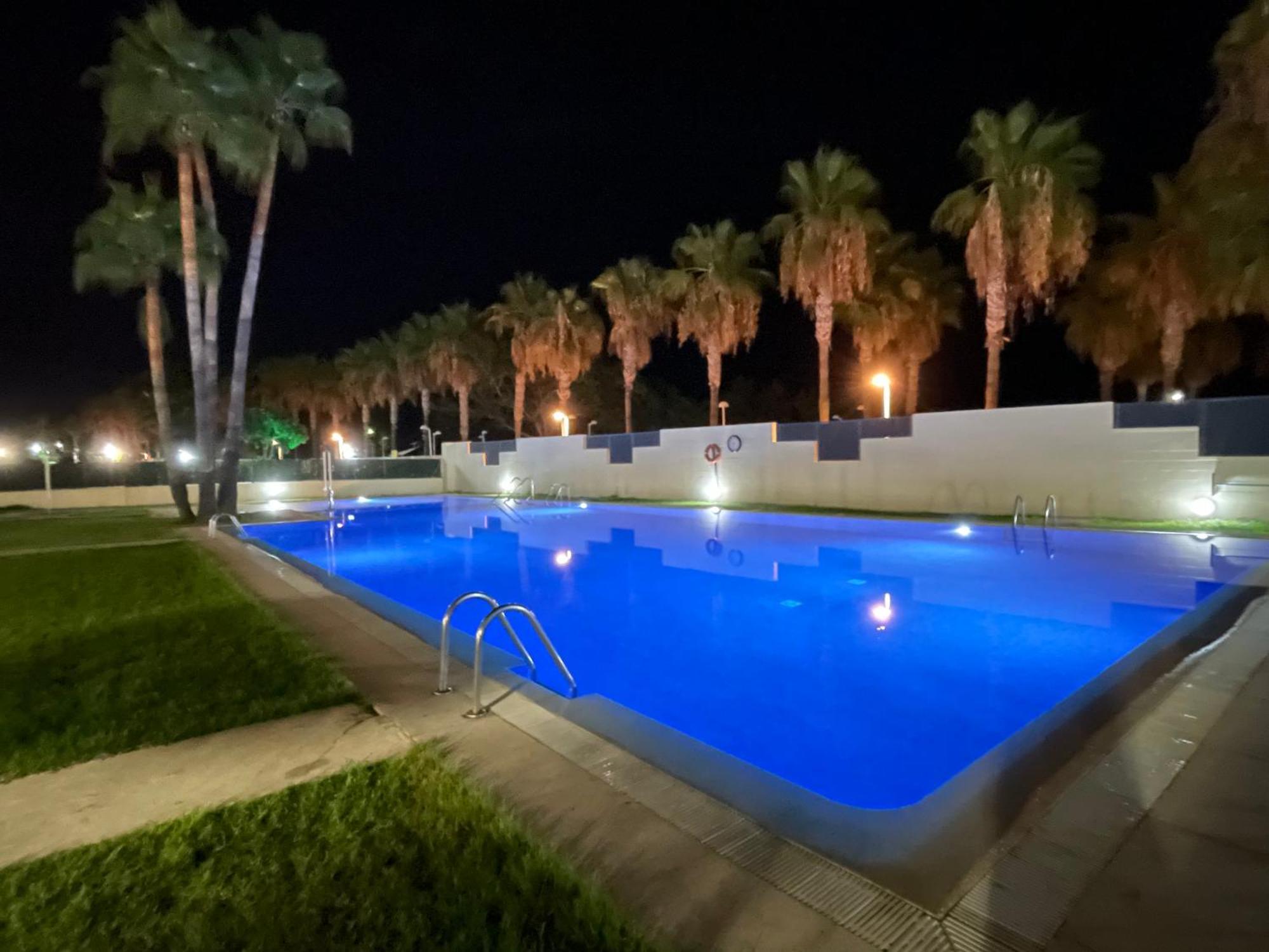 Las Terrazas: Beachfront Haven with Premium Entertainment Package Oropesa del Mar Exterior photo